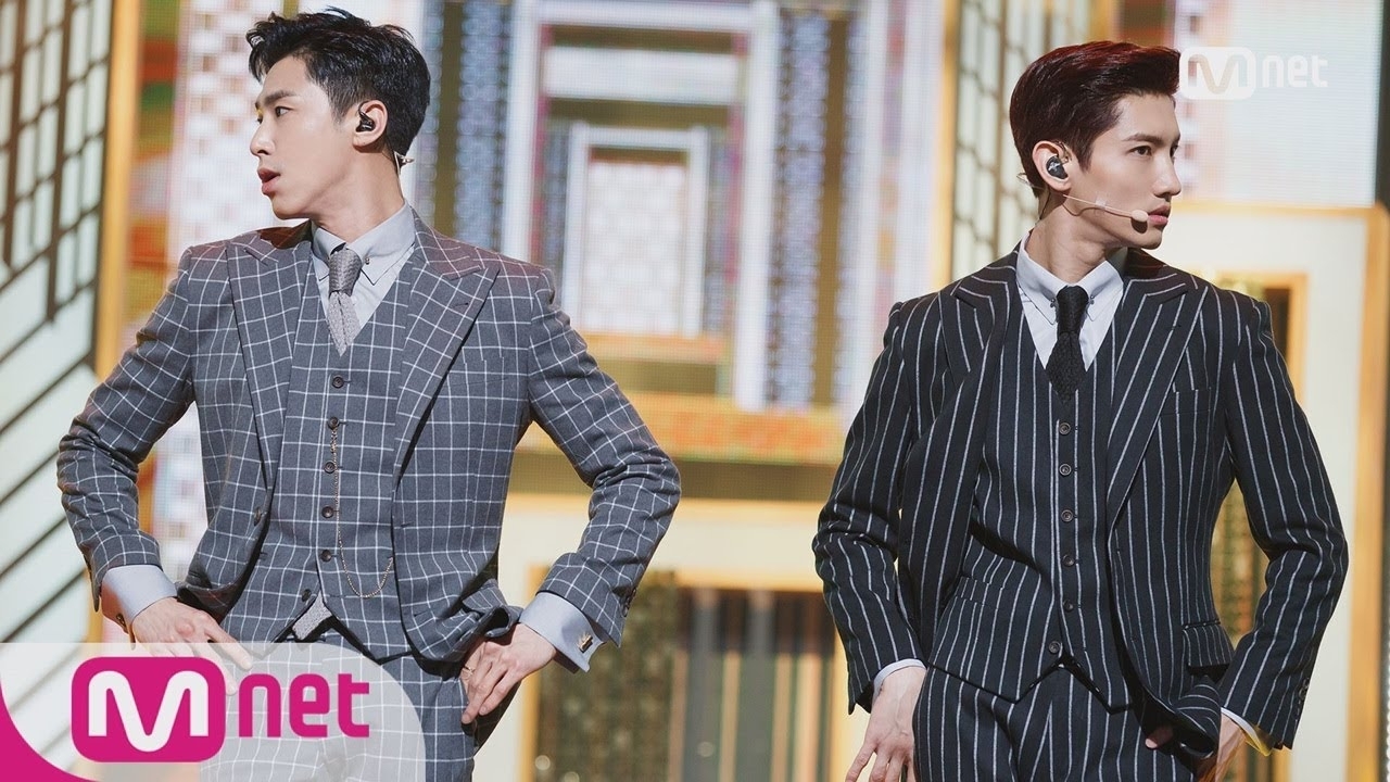 Behind-the-scenes cut of TVXQ