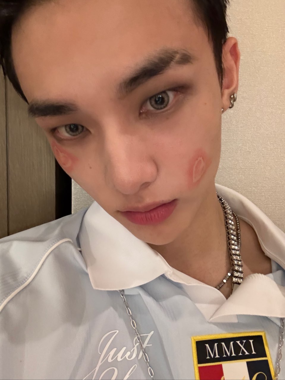 Latest photo of Hyunjin (Stray Kids)