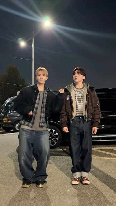 Behind-the-scenes cut of DK (SEVENTEEN)