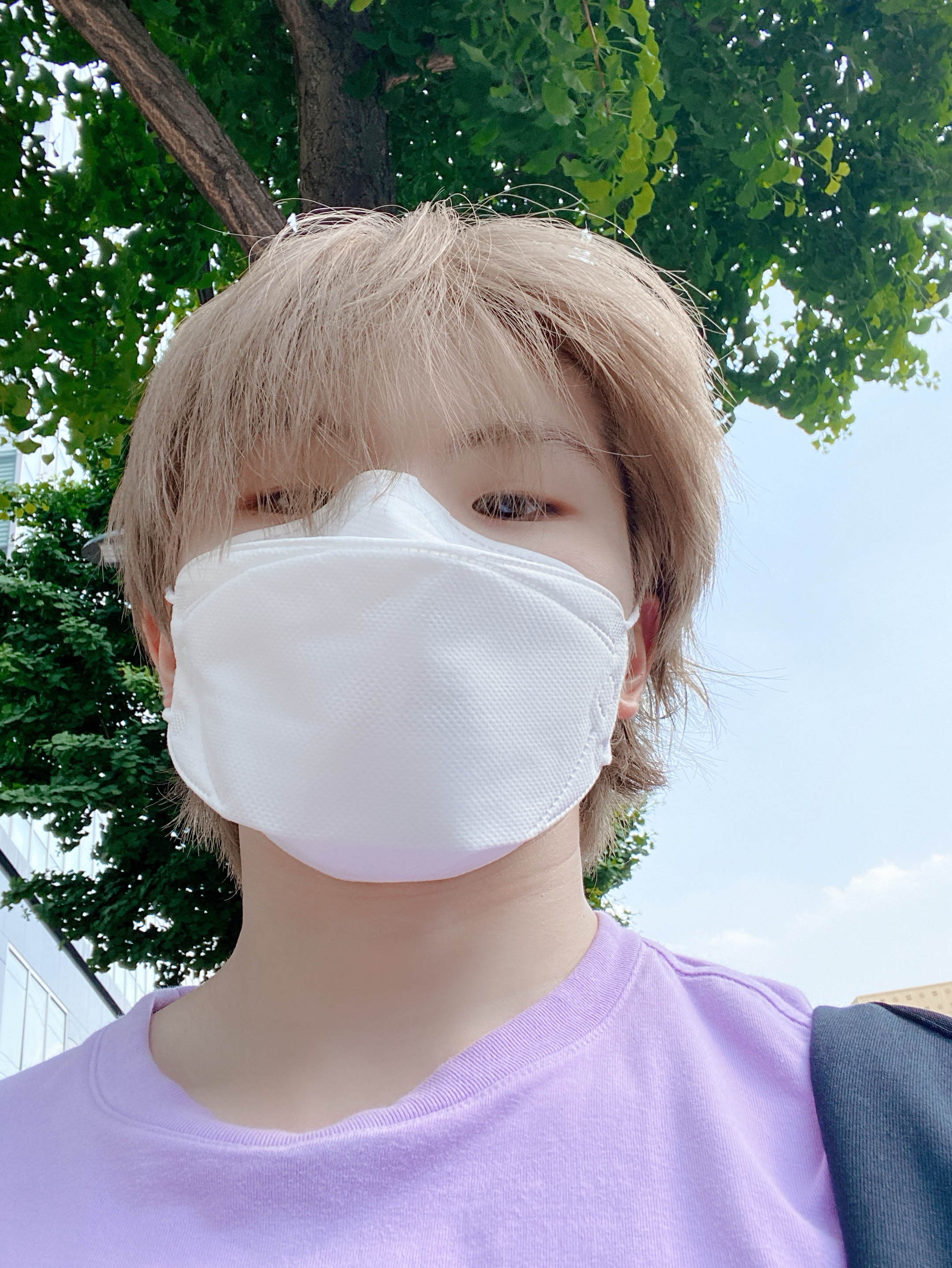A moment captured by Woozi (SEVENTEEN)'s fan
