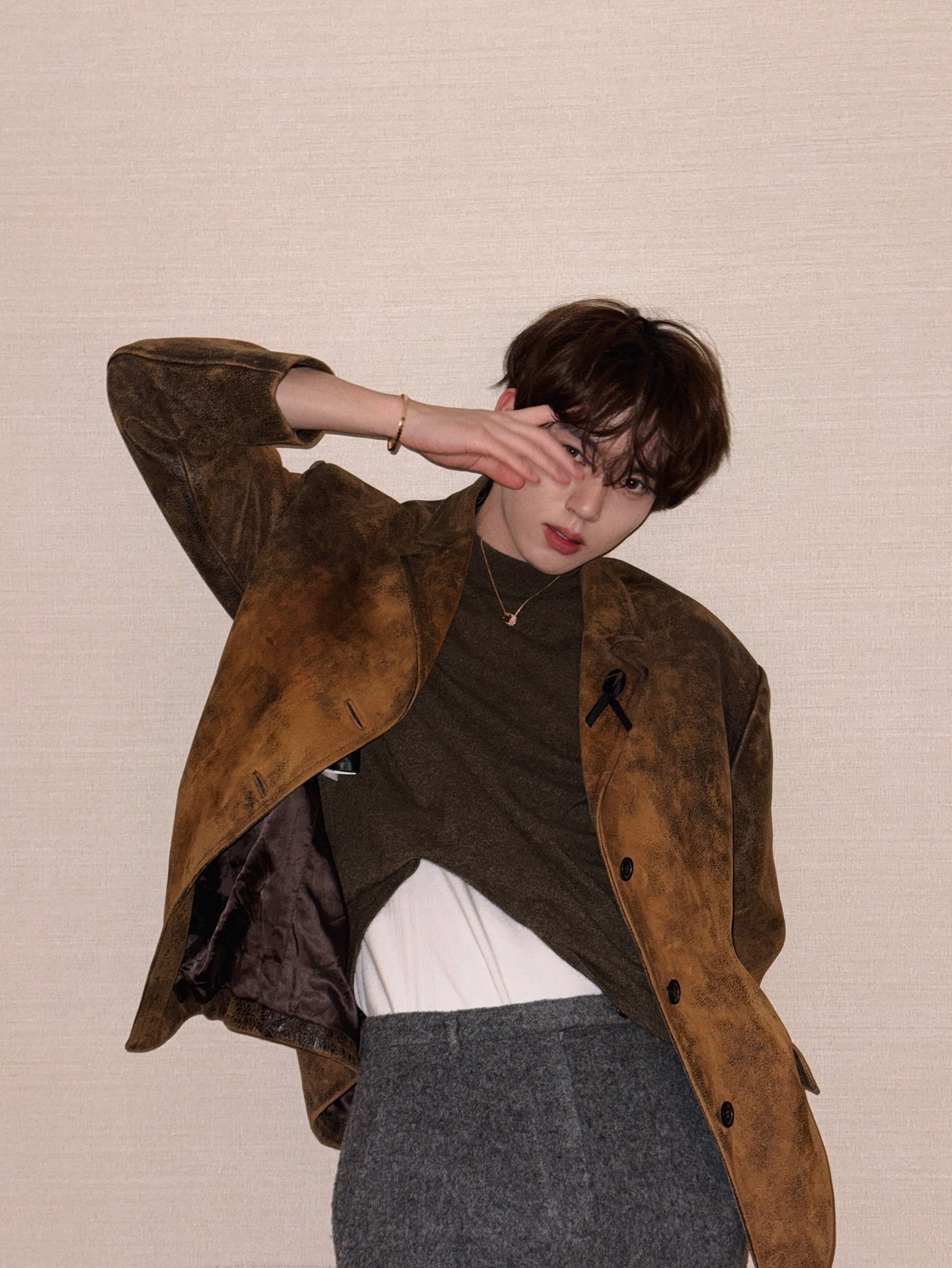 Behind-the-scenes cut of Han Yujin (ZEROBASEONE)