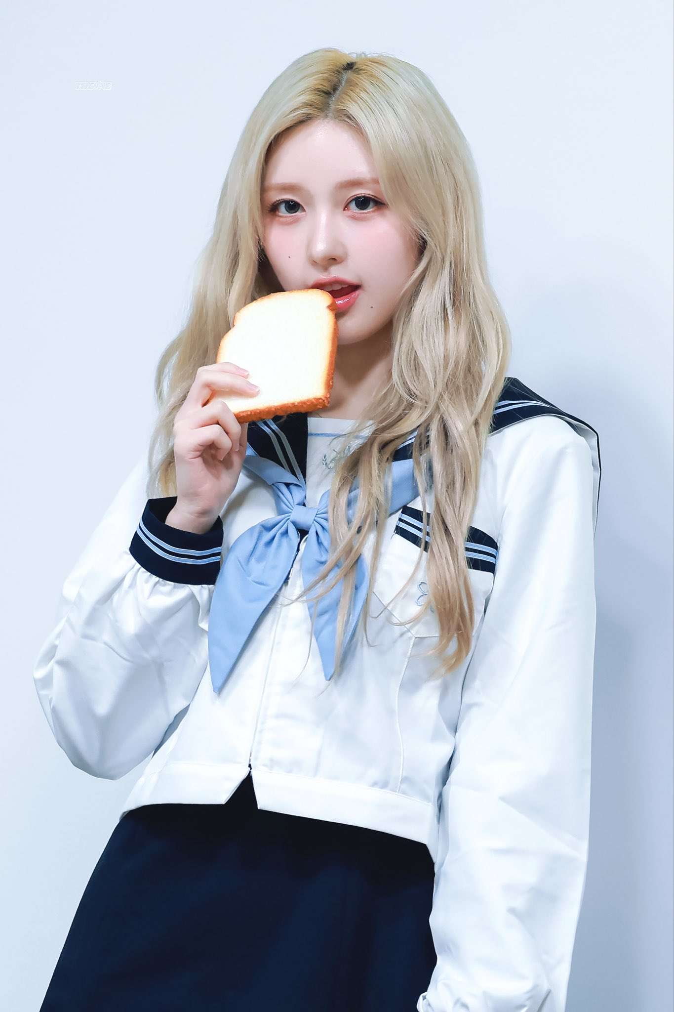 Latest photo of Gaeul (IVE)