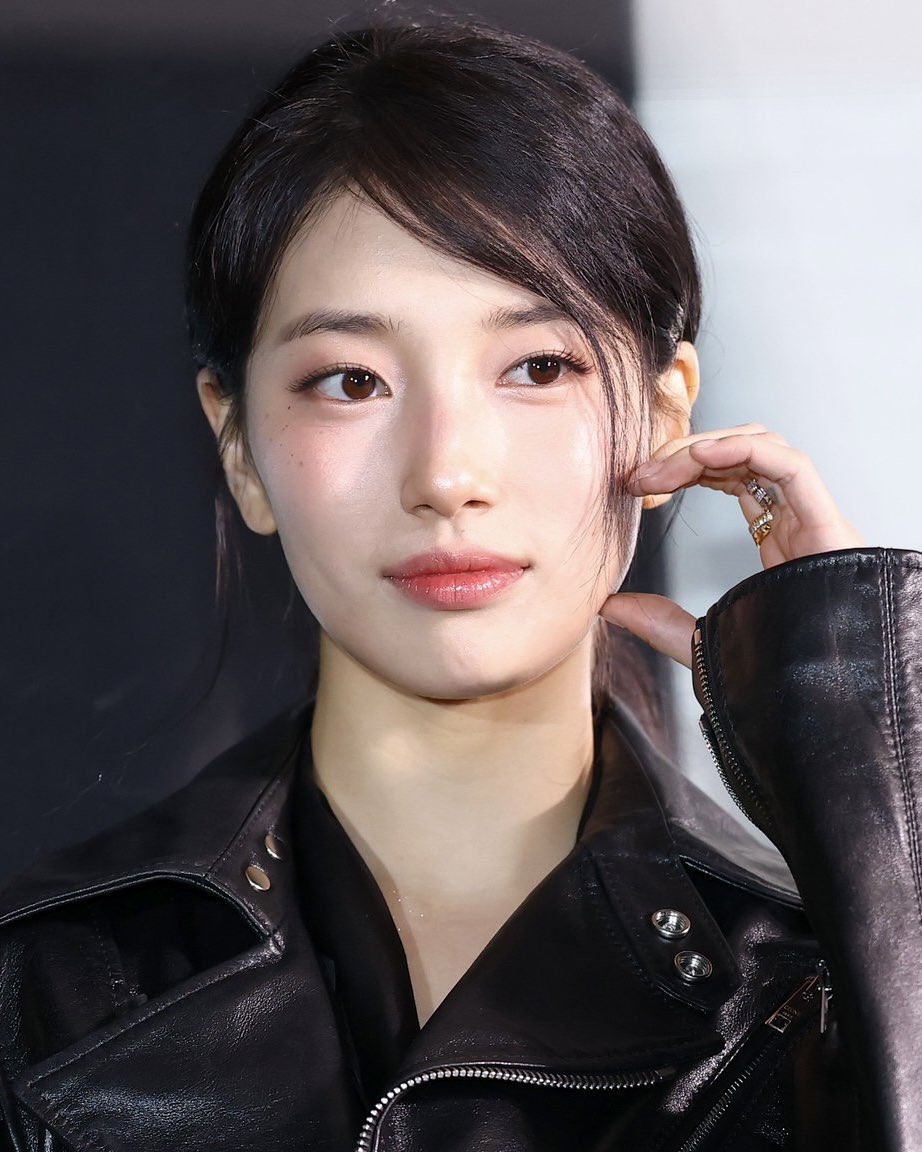 Latest photo of Suzy