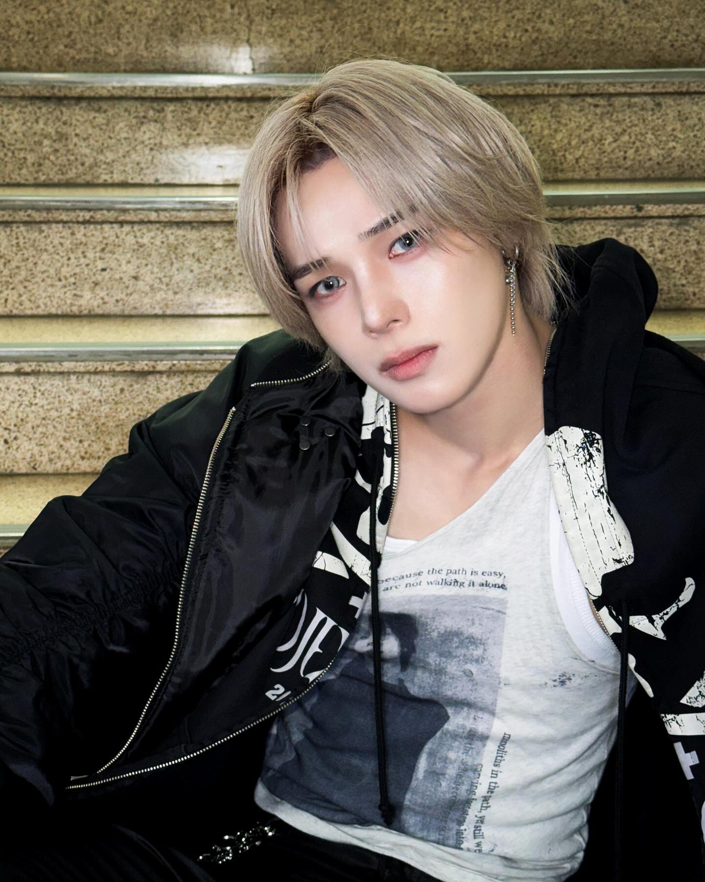 Latest photo of K (&TEAM)