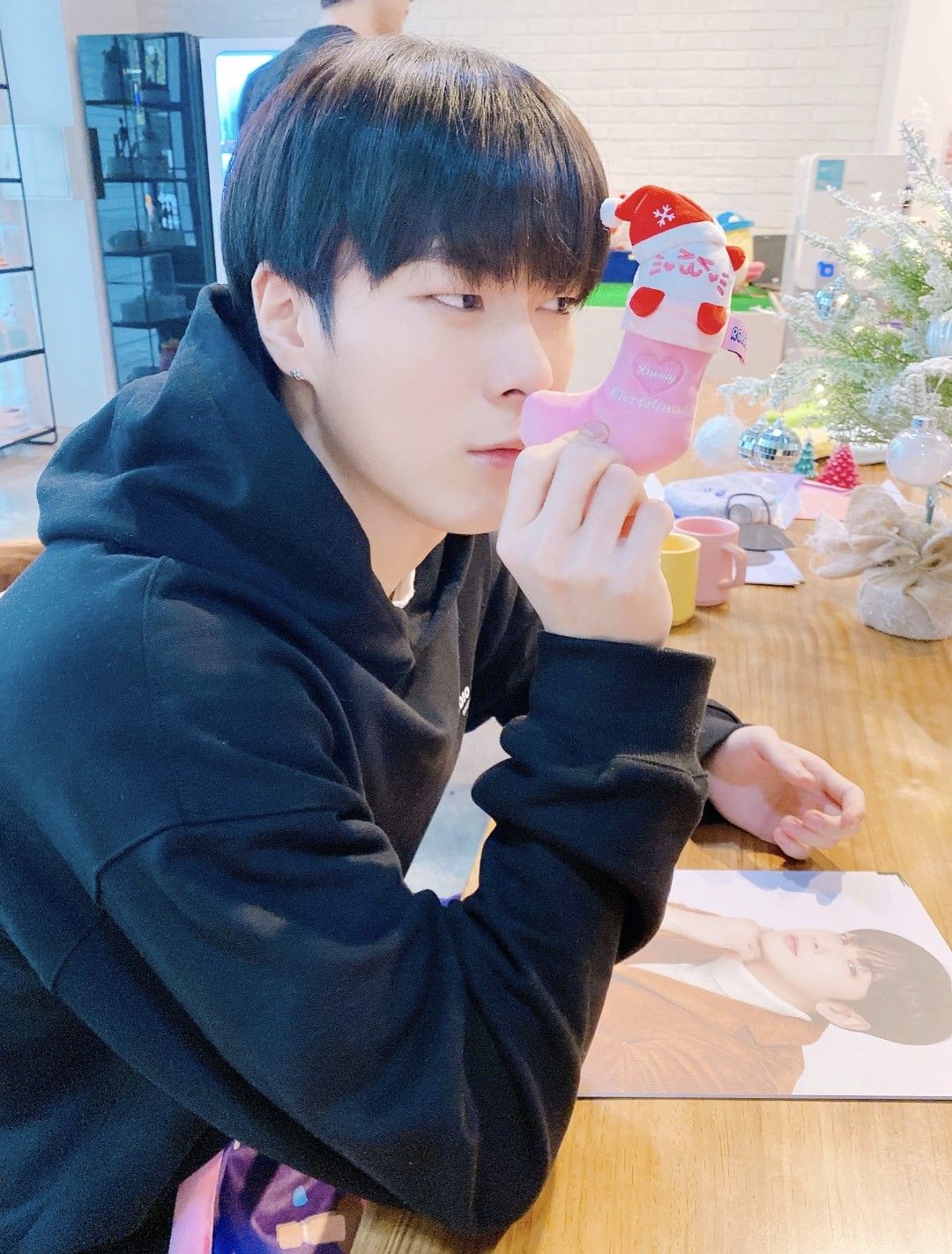 Behind-the-scenes cut of Moonbin (ASTRO)
