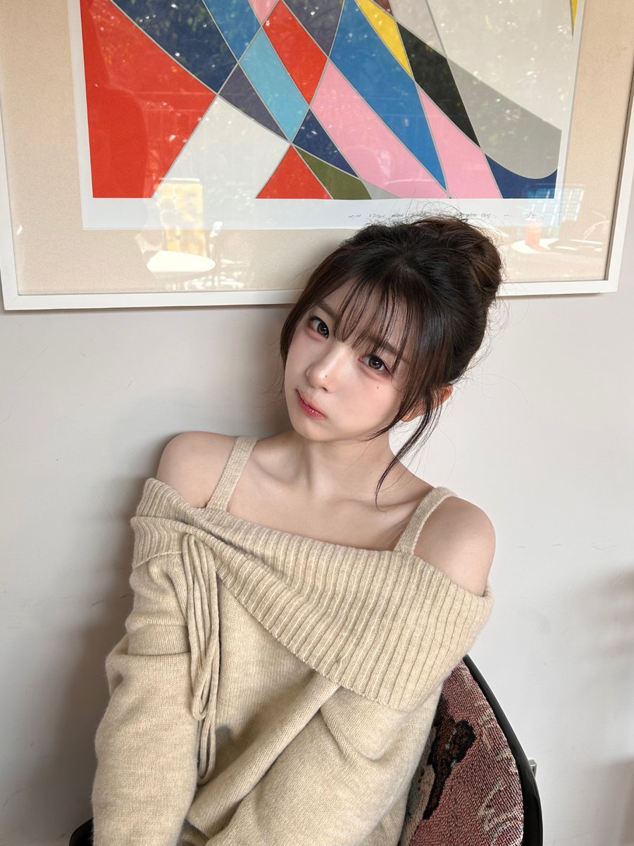 A moment captured by tripleS's fan