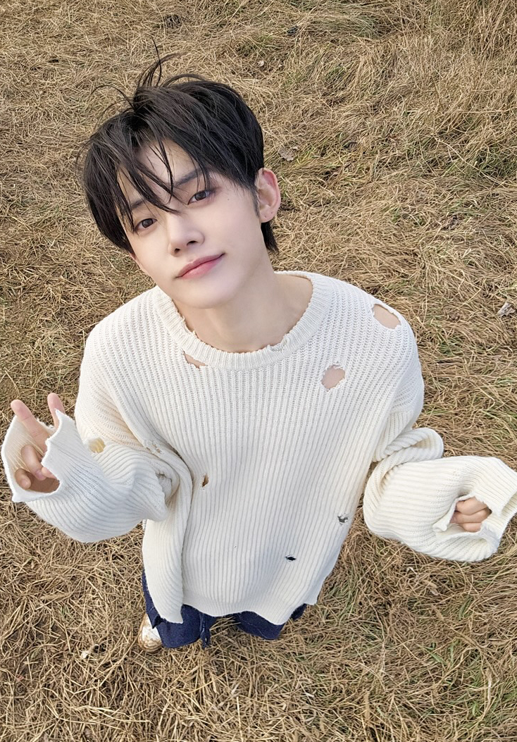 Recent activity shot of Yeonjun (TOMORROW X TOGETHER)