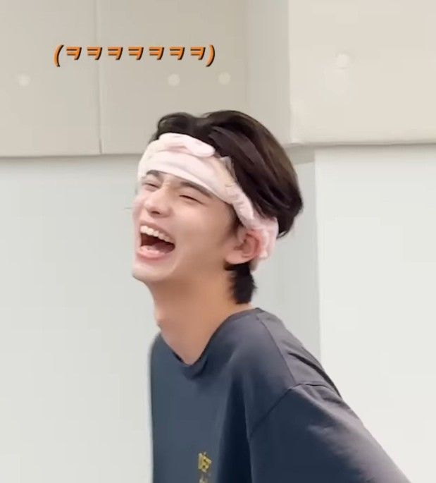 Behind-the-scenes cut of Shinyu (TWS)