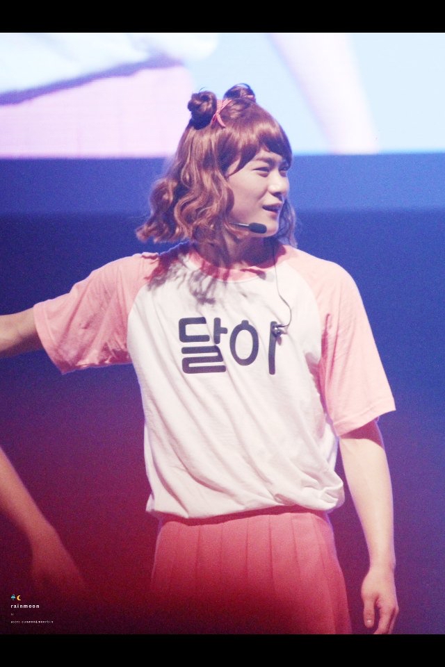 Latest photo of Moonbin (ASTRO)