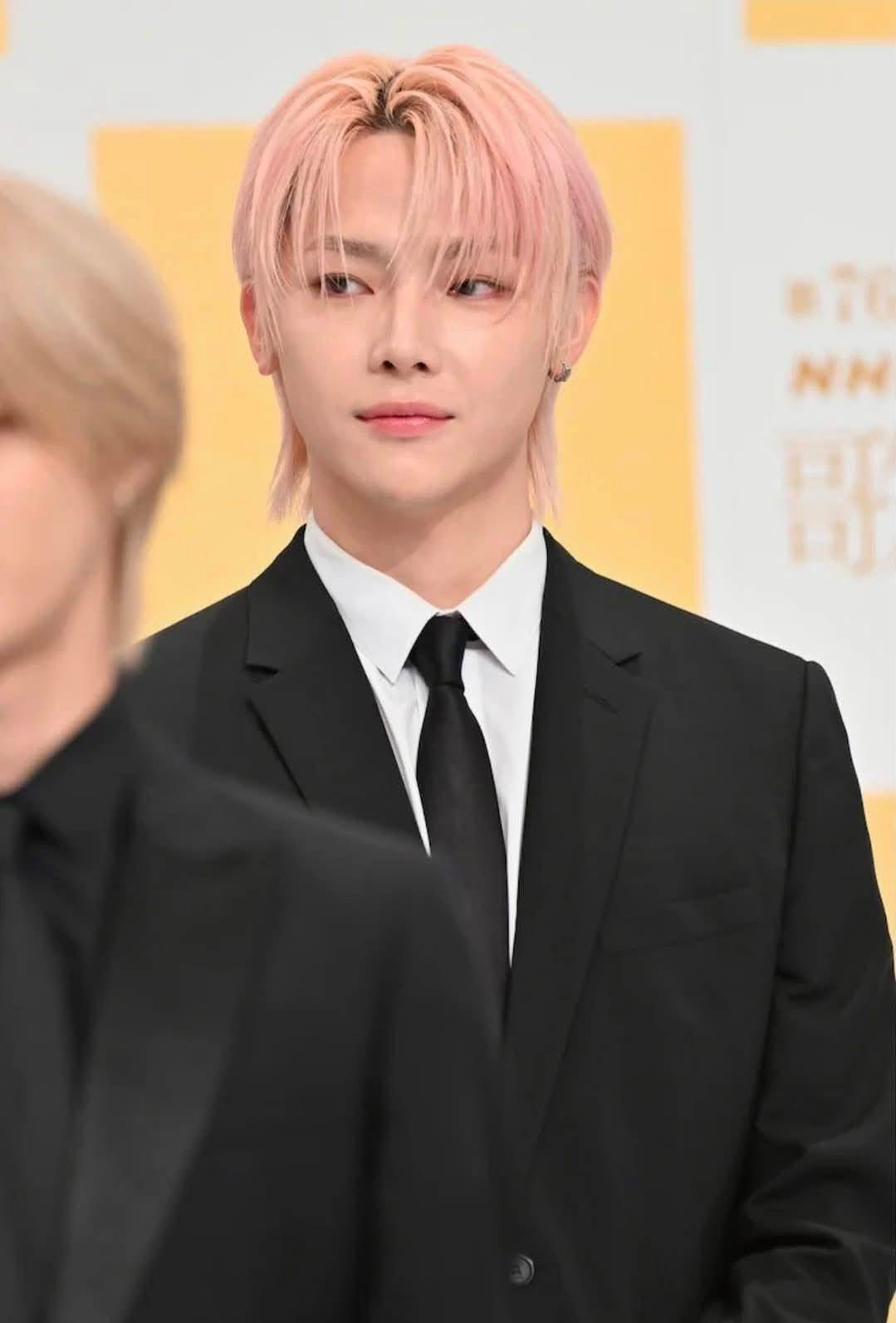 A moment captured by Nicholas (&TEAM)'s fan