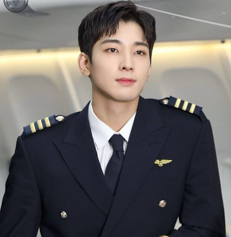 원우 (세븐틴)의 최신 사진