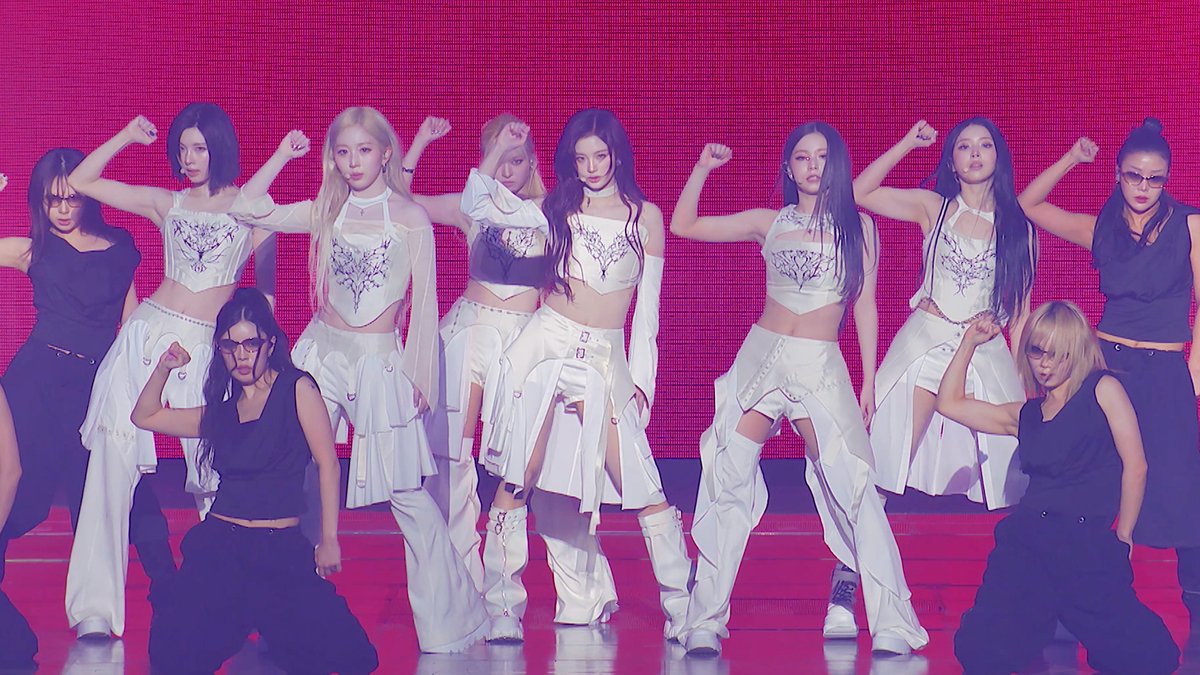 Behind-the-scenes cut of NMIXX