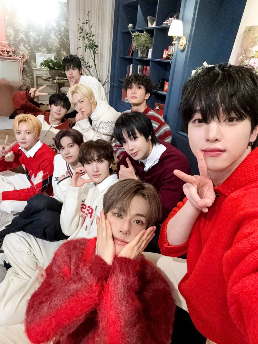 Behind-the-scenes cut of Xikers