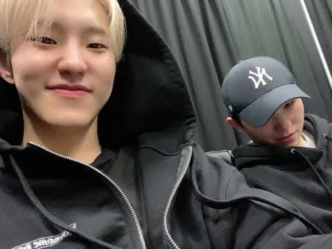 A moment captured by SEVENTEEN's fan