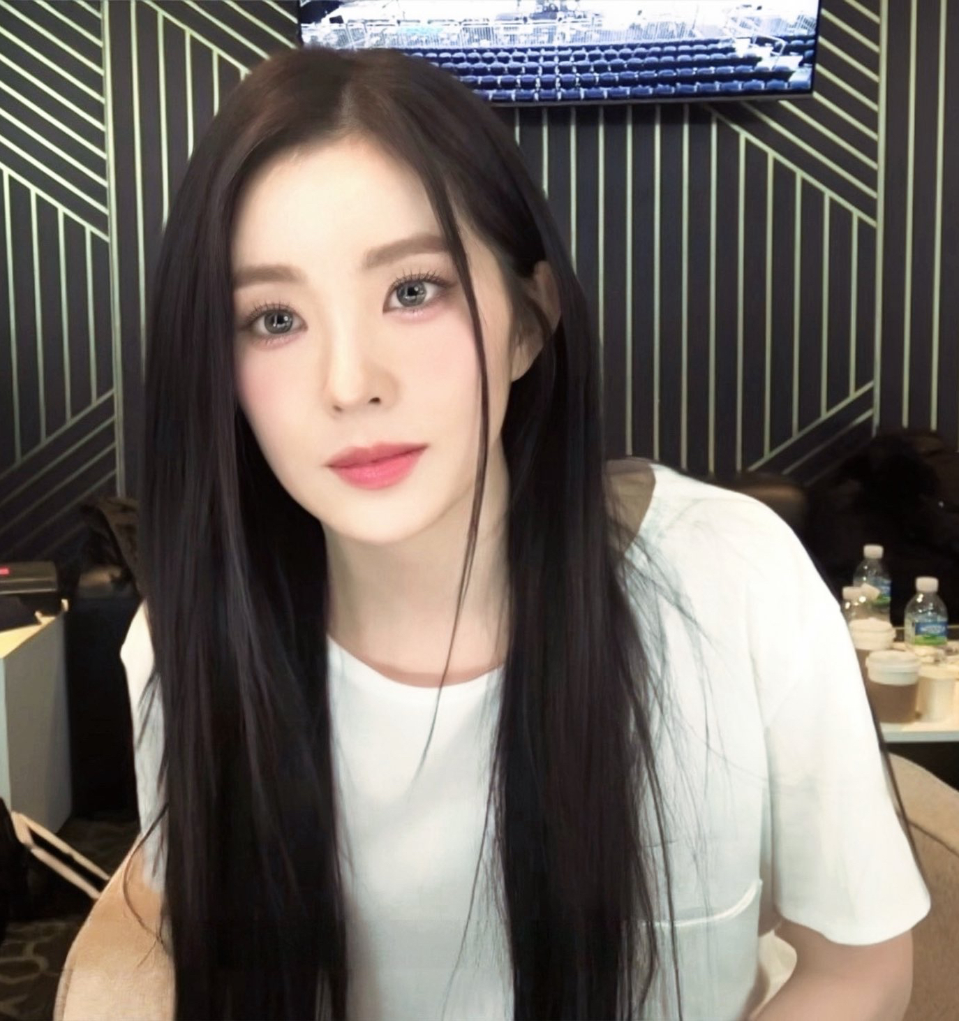 Latest photo of Irene (Red Velvet)