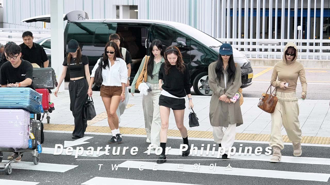Potret di balik layar Momo (TWICE)