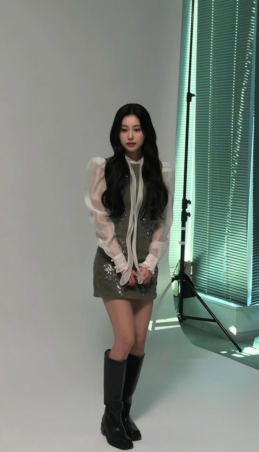 Latest photo of Kang Hyewon
