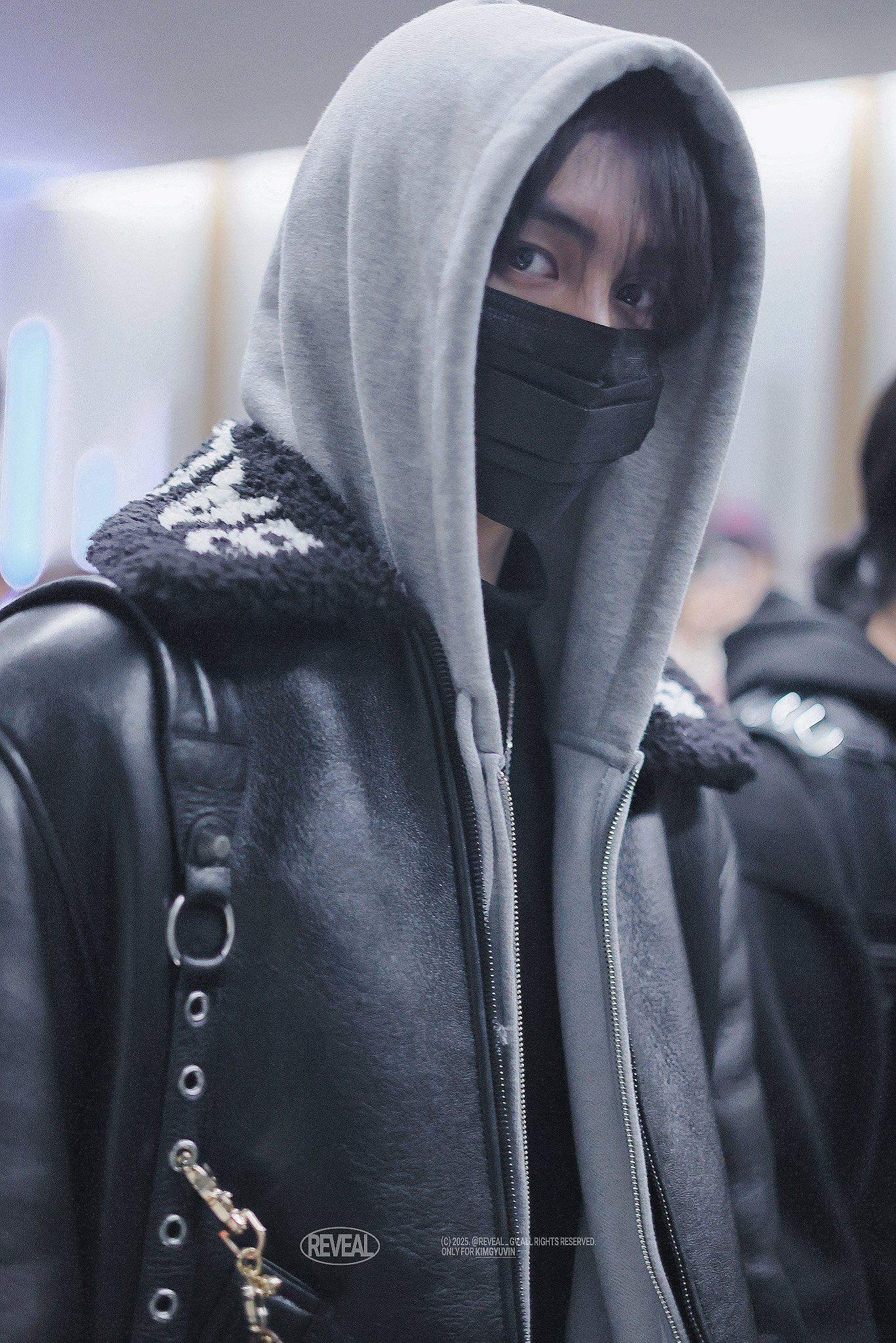 Behind-the-scenes cut of Kim Gyuvin (ZEROBASEONE)