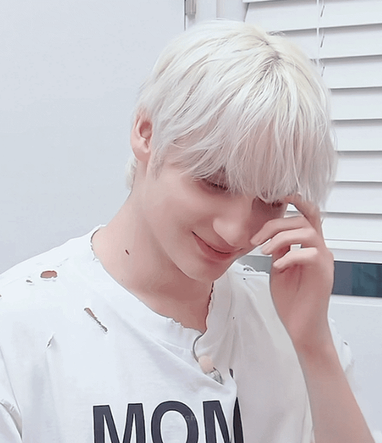 A moment captured by HueningKai (TOMORROW X TOGETHER)'s fan