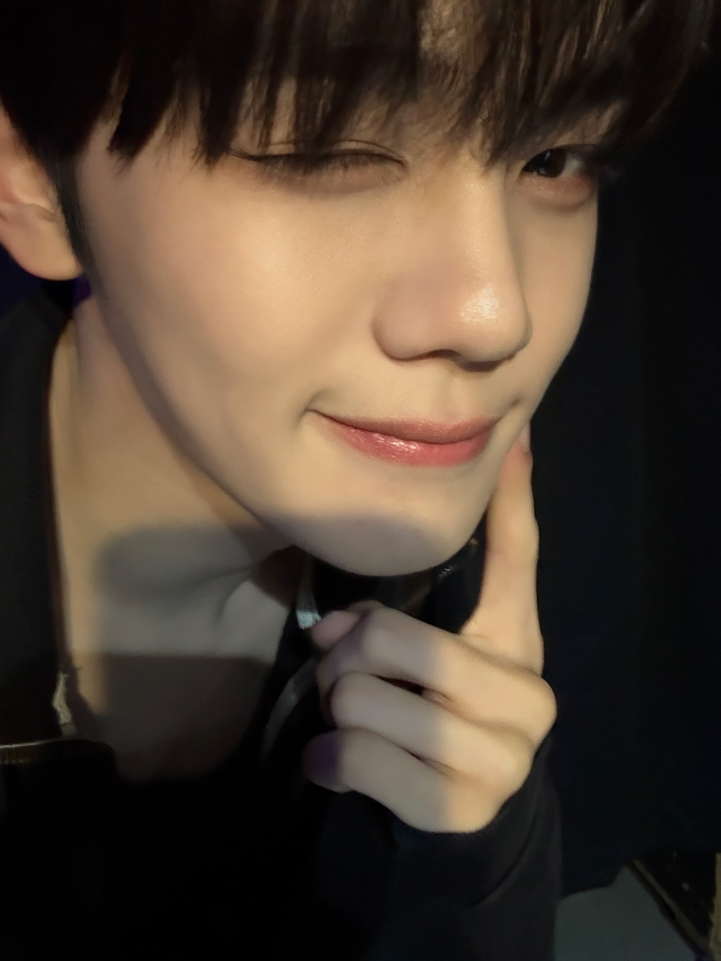 Recent activity shot of Kim Gyuvin (ZEROBASEONE)