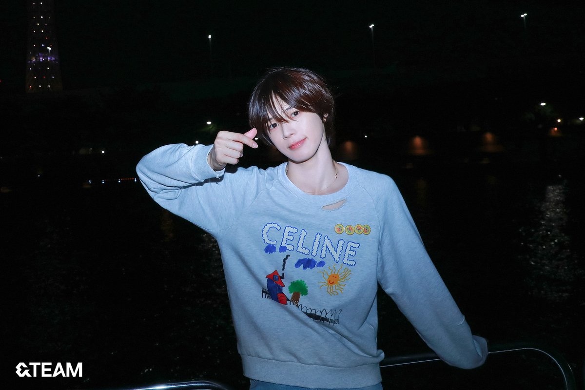 A moment captured by &TEAM's fan