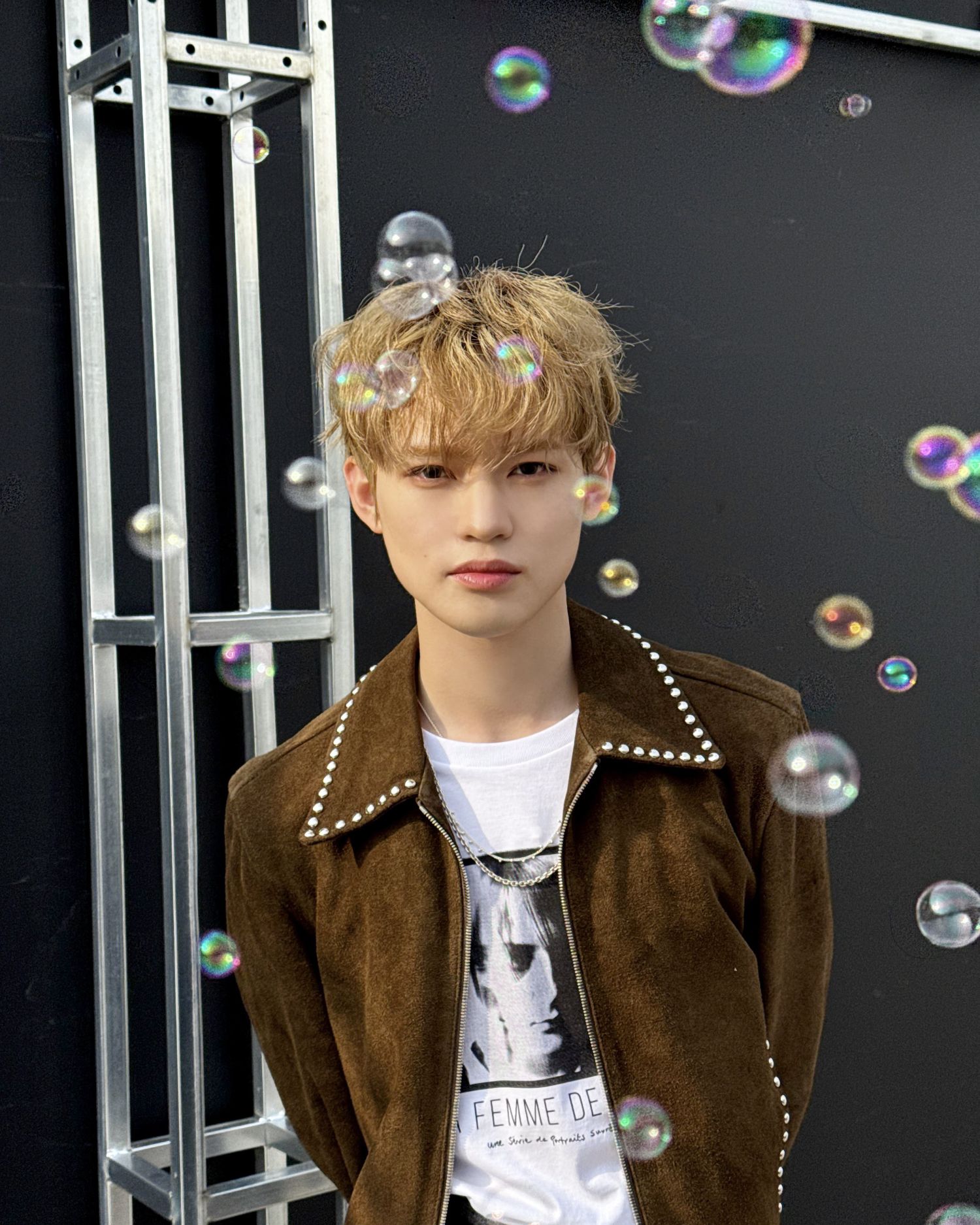 Behind-the-scenes cut of Chenle (NCT DREAM)