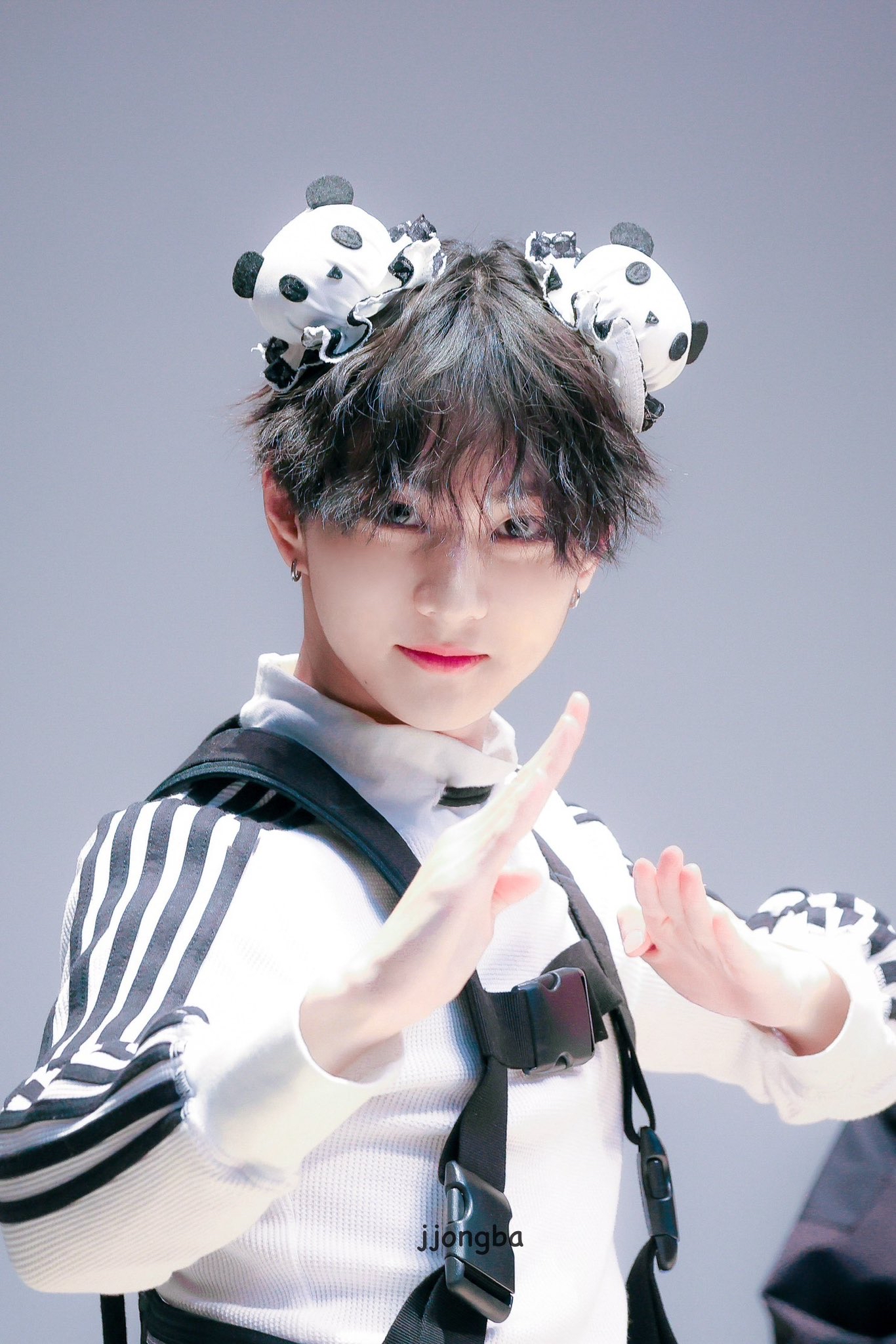 Latest photo of Jungwon (ENHYPEN)