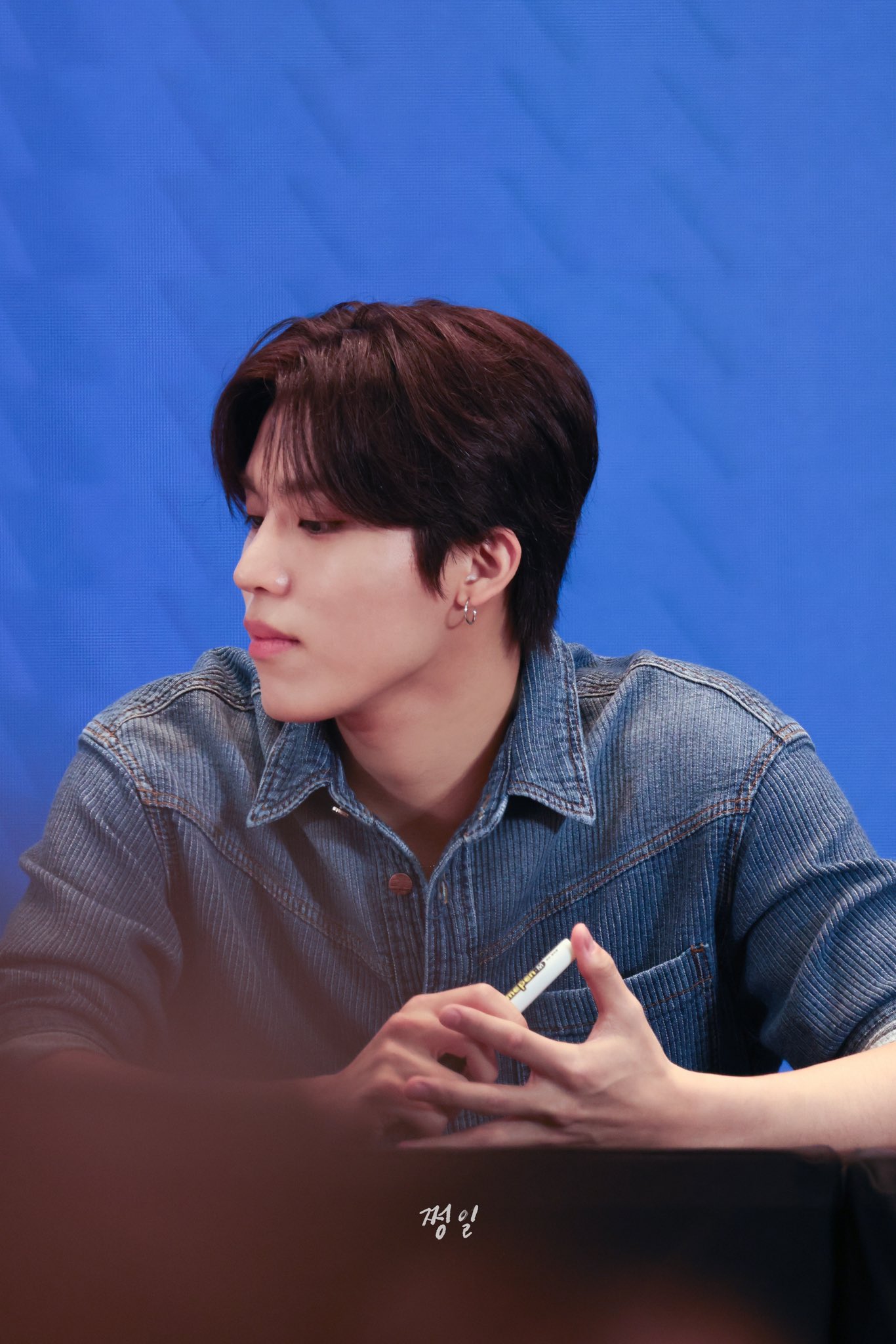 Recent activity shot of Park Jeongwoo (TREASURE)