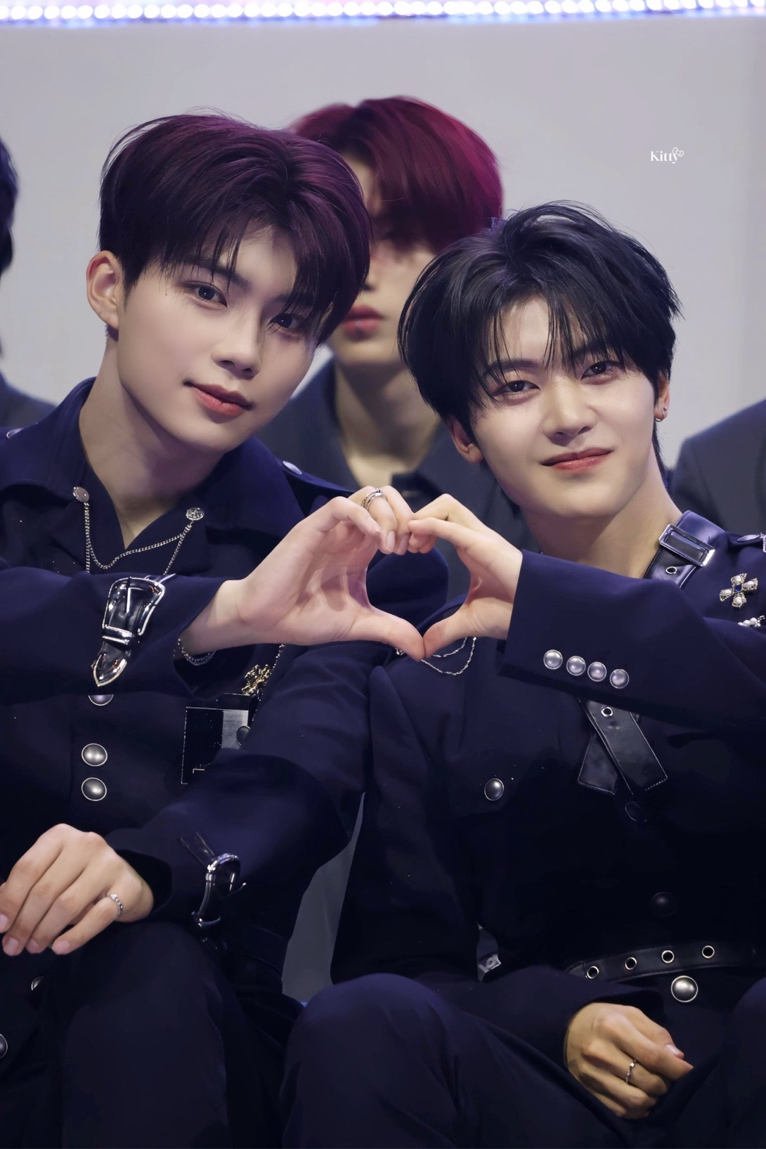 Potret di balik layar Park Gunwook (ZEROBASEONE)