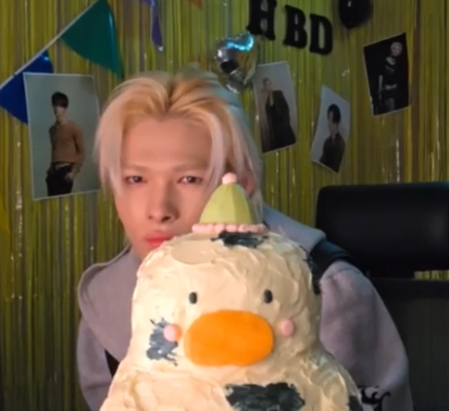 NI-KI (ENHYPEN)的最新照片