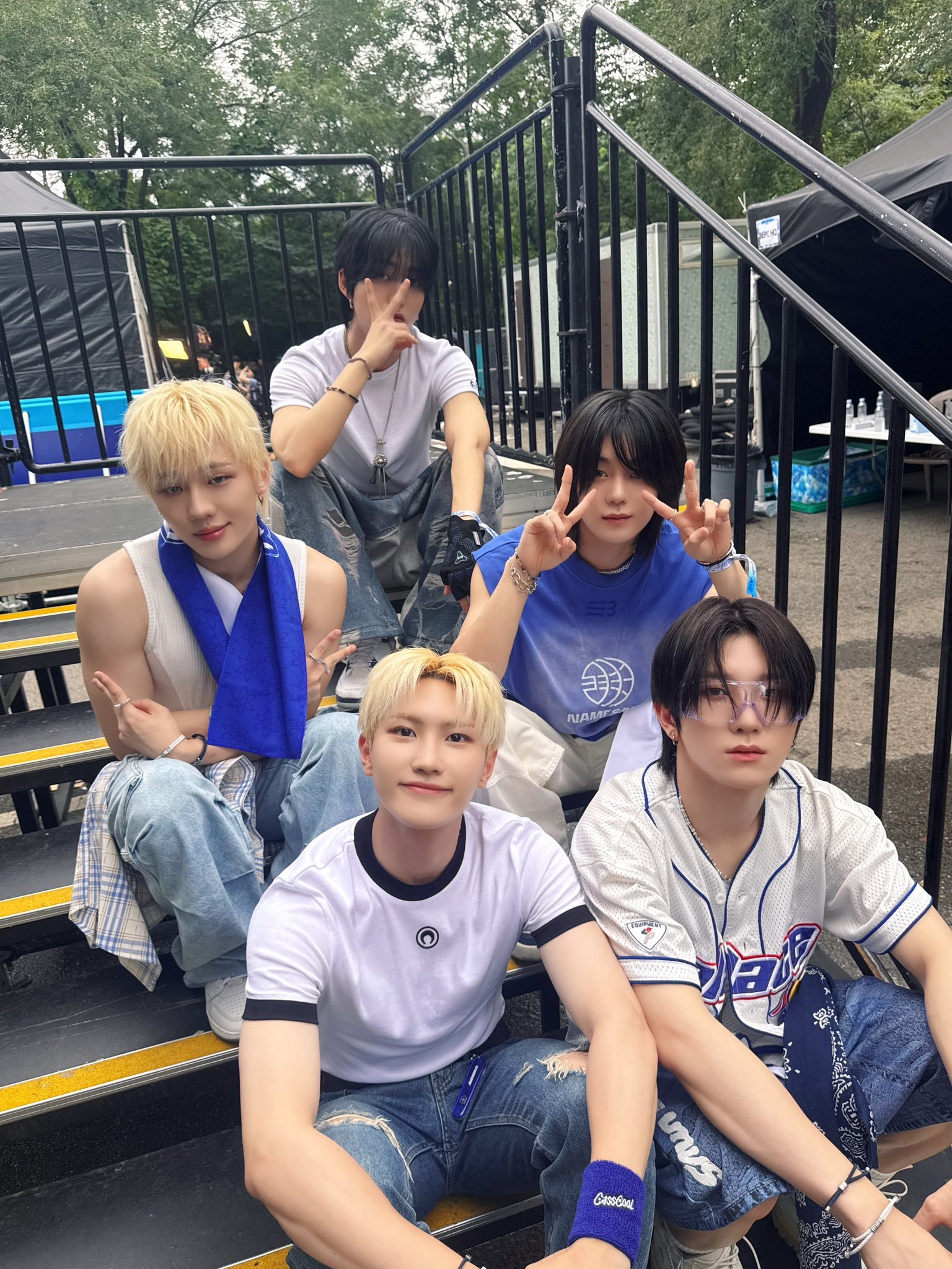 TNX의 최신 사진