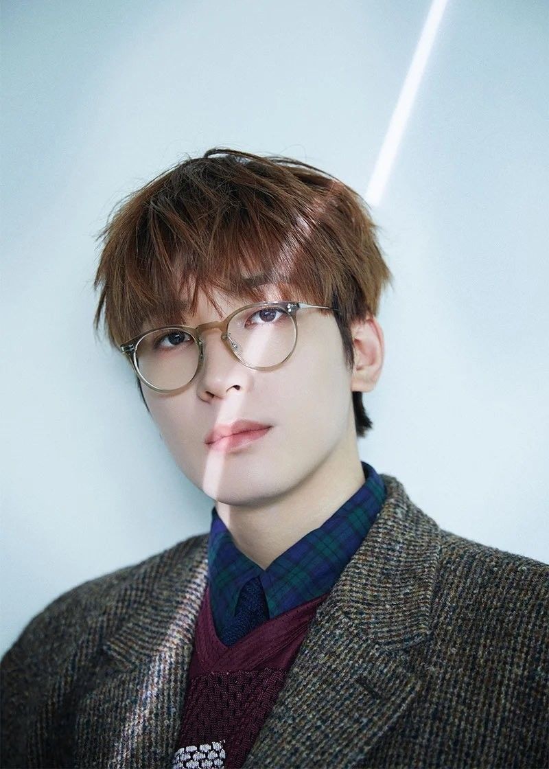 Momen yang diabadikan oleh penggemar Wonwoo (SEVENTEEN)