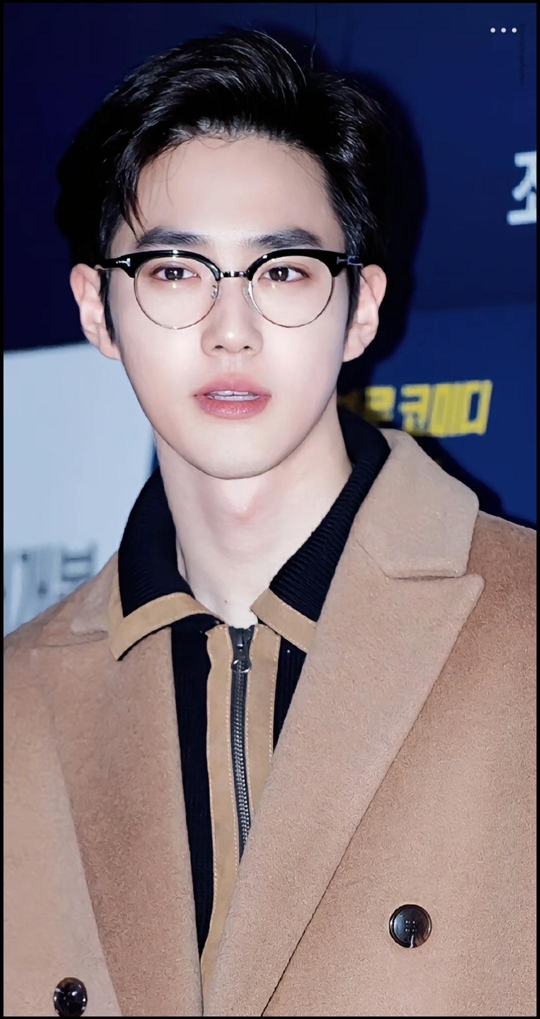 Wallpaper Suho (EXO) pilihan para penggemar