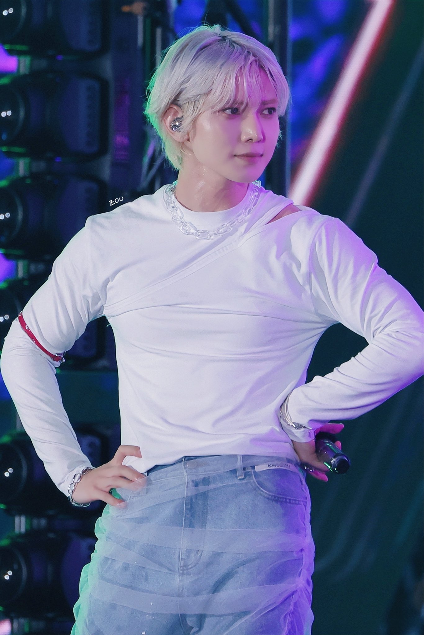 에이티즈의 비하인드 컷