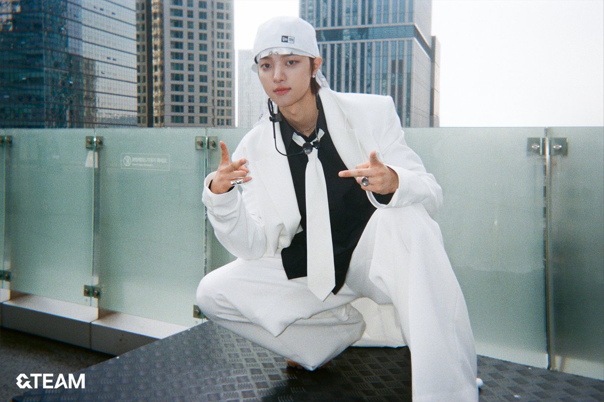 A moment captured by &TEAM's fan