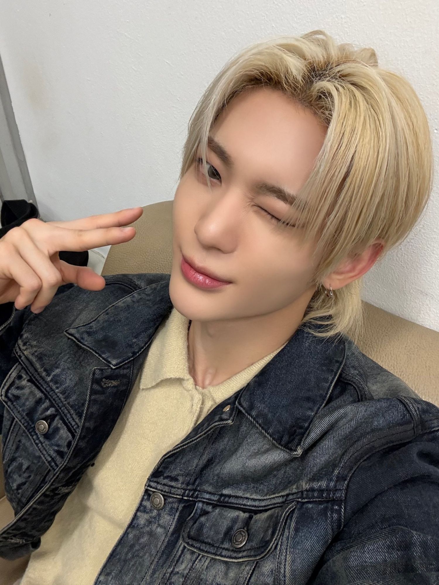 Latest photo of Siyun (NOWZ)