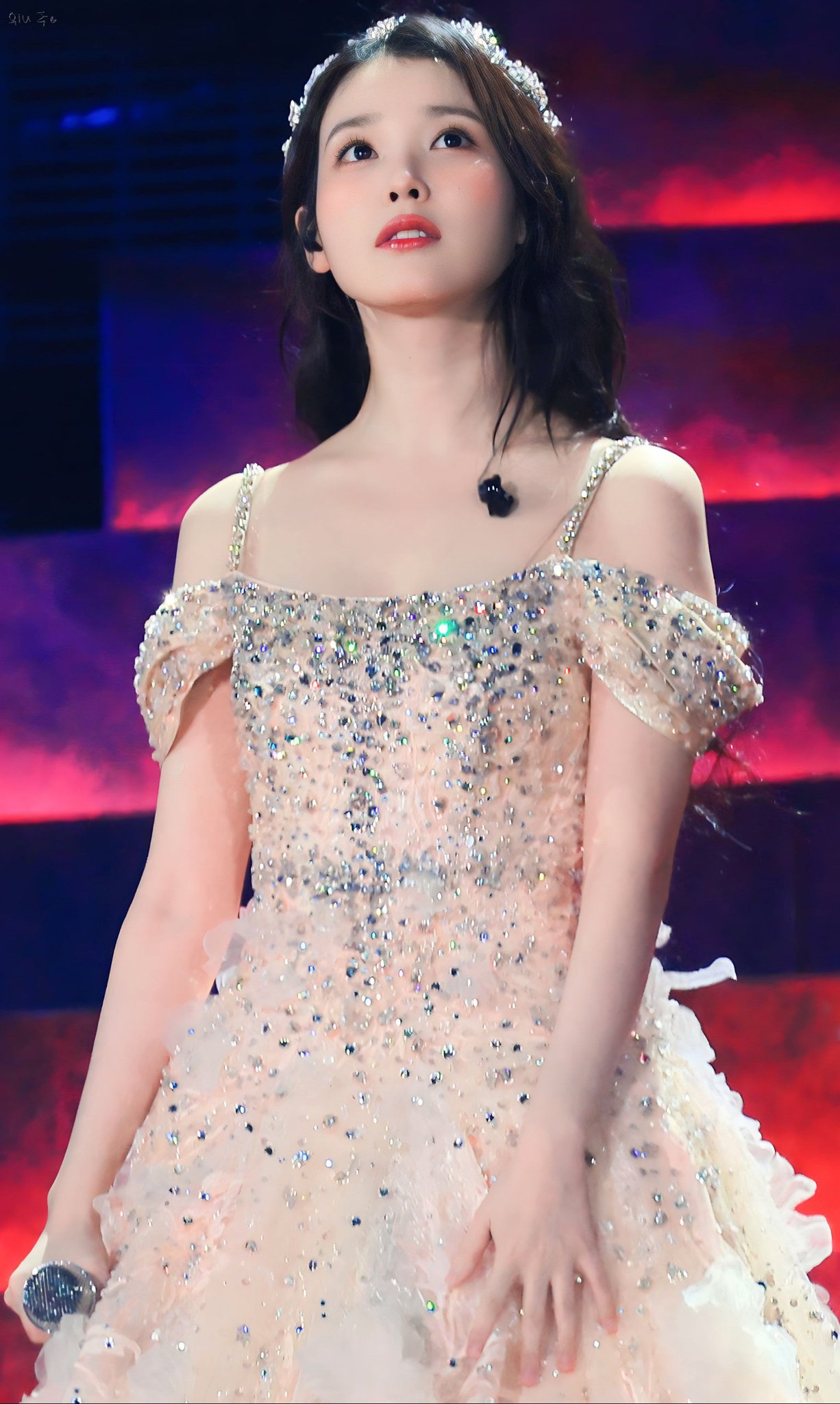 Recent activity shot of IU