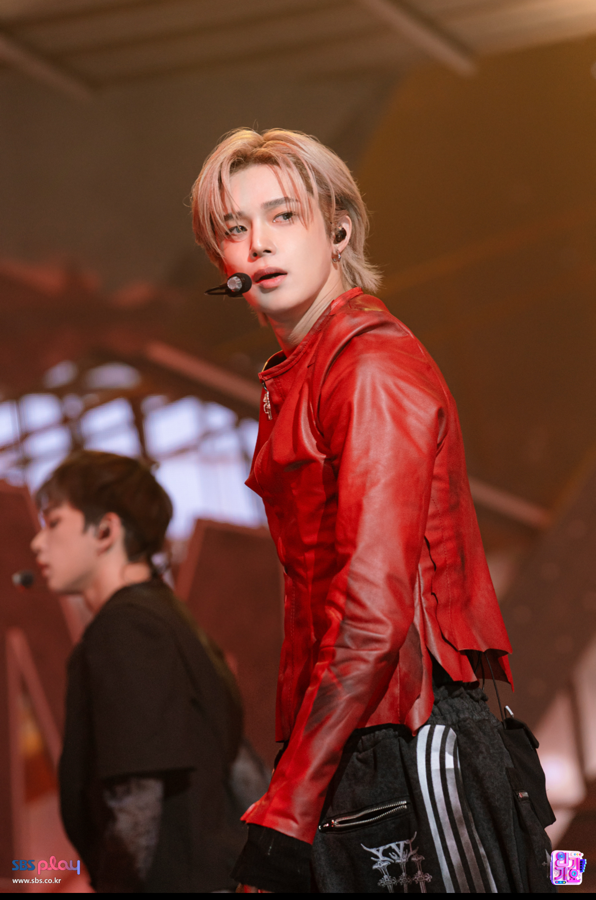 Behind-the-scenes cut of K (&TEAM)