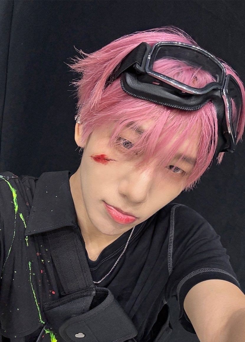 A moment captured by Zihao (BOY STORY)'s fan