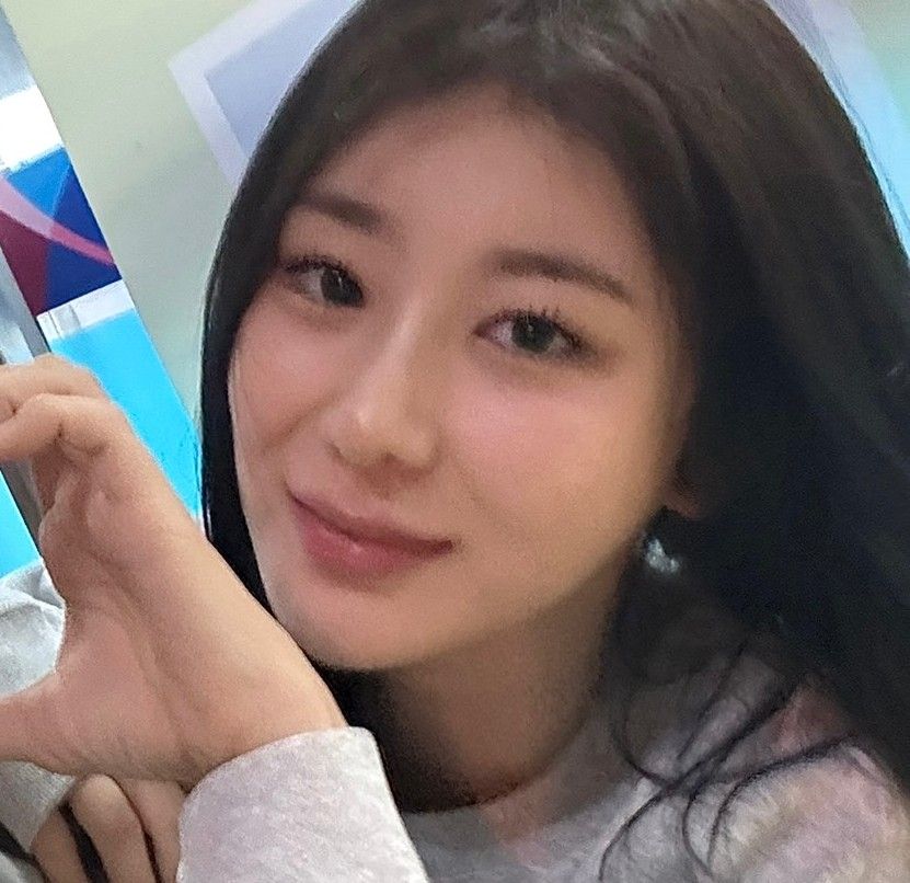 Latest photo of Lee Chaeyeon