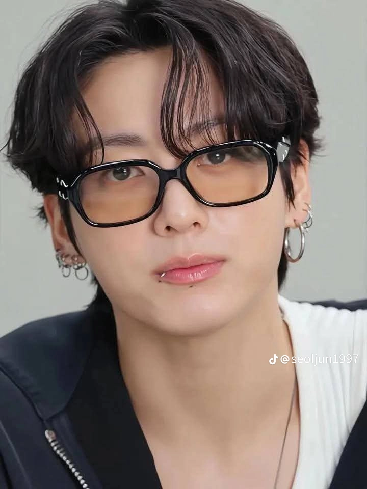 정국 (방탄소년단) 최근 활동샷