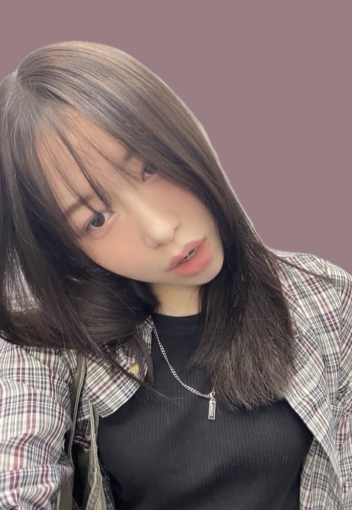 Behind-the-scenes cut of Kasahara Momona (ME:I)