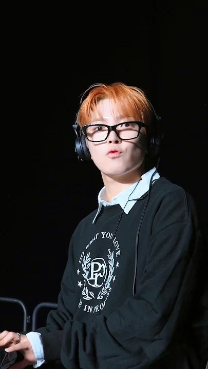 Recent activity shot of Hongjoong (ATEEZ)