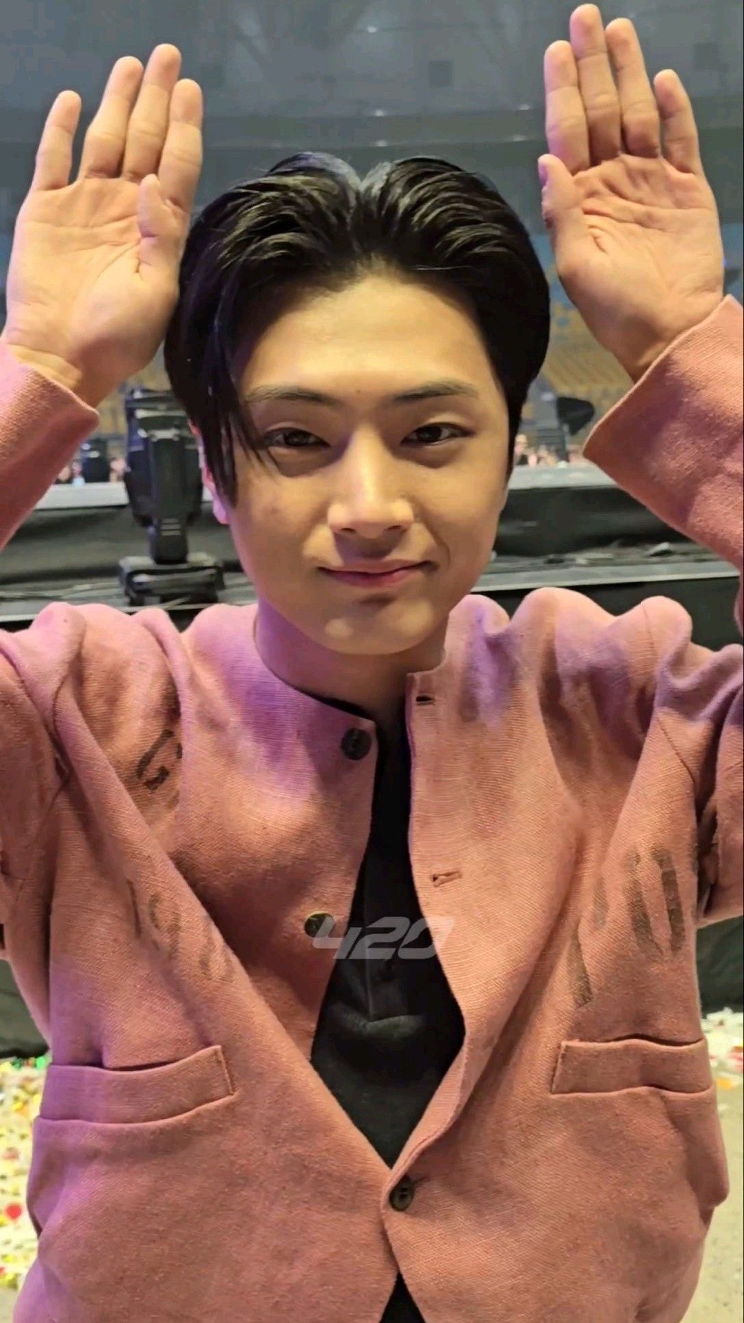 Foto aktivitas terbaru Jay (ENHYPEN)