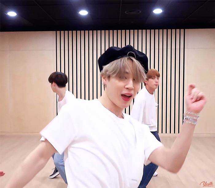 A moment captured by Jimin (BTS)'s fan
