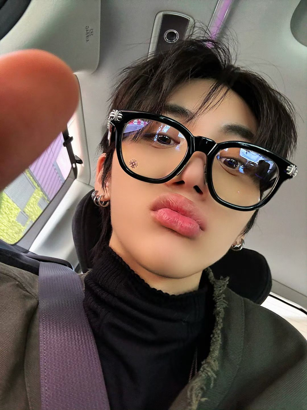 Behind-the-scenes cut of Taesan (BOYNEXTDOOR)