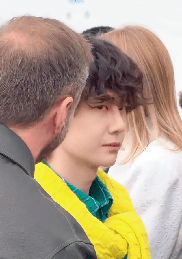 A moment captured by Wang Yibo's fan