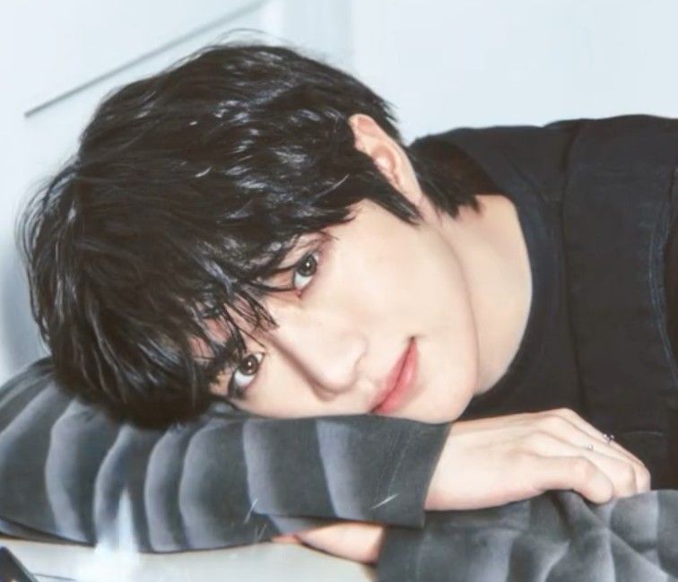 A moment captured by Beomgyu (TOMORROW X TOGETHER)'s fan