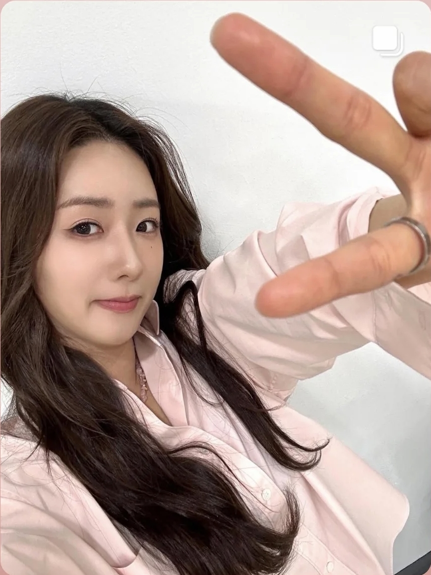 尹普美 (Apink)的最新照片