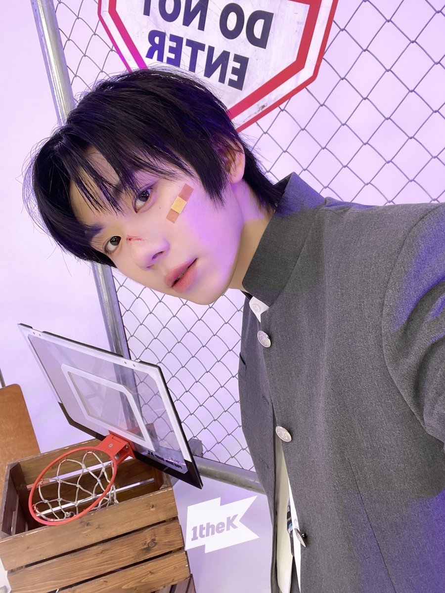 Behind-the-scenes cut of Park Han (AHOF)